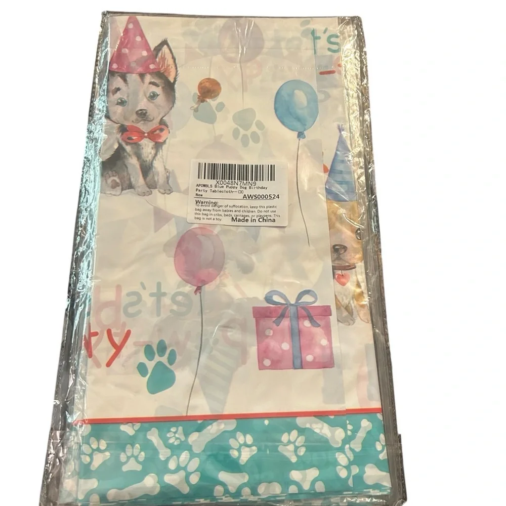 Dog Party‎ Tablecloth with Blue and White Design